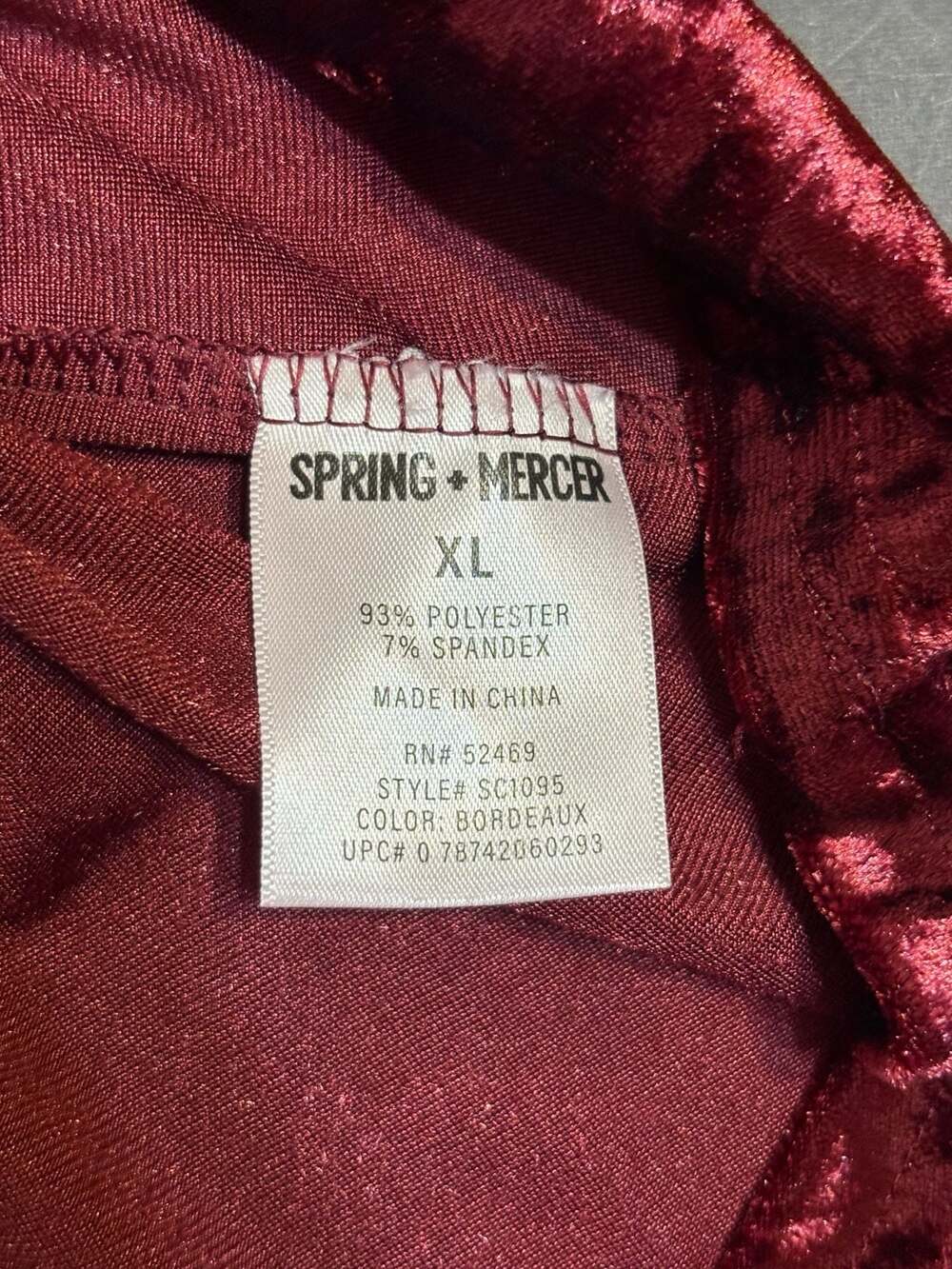 Spring + Mercer Bordeaux Crushed Velvet V-Neck Pocket Tee Size XL - Picture 5 of 7